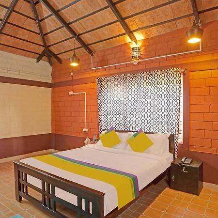 Hotel Allaranda Homestay Madikeri Exterior foto