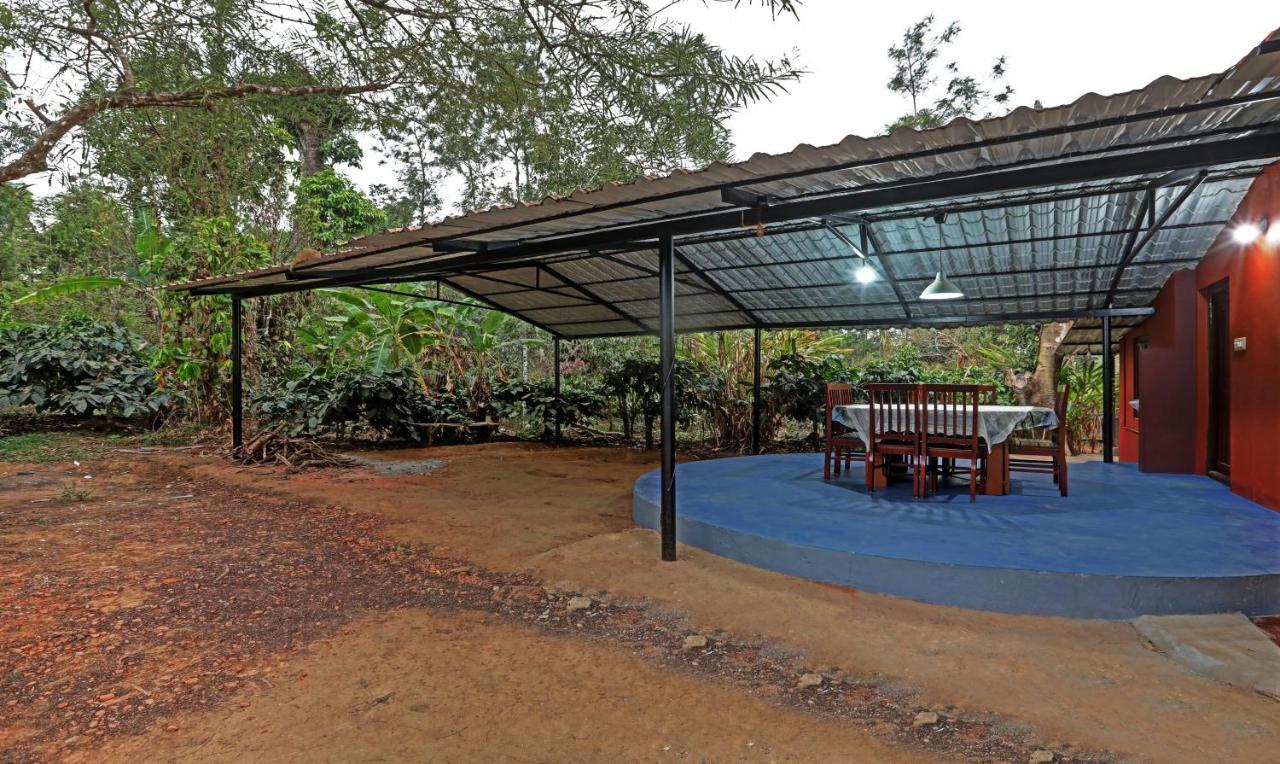 Hotel Allaranda Homestay Madikeri Exterior foto