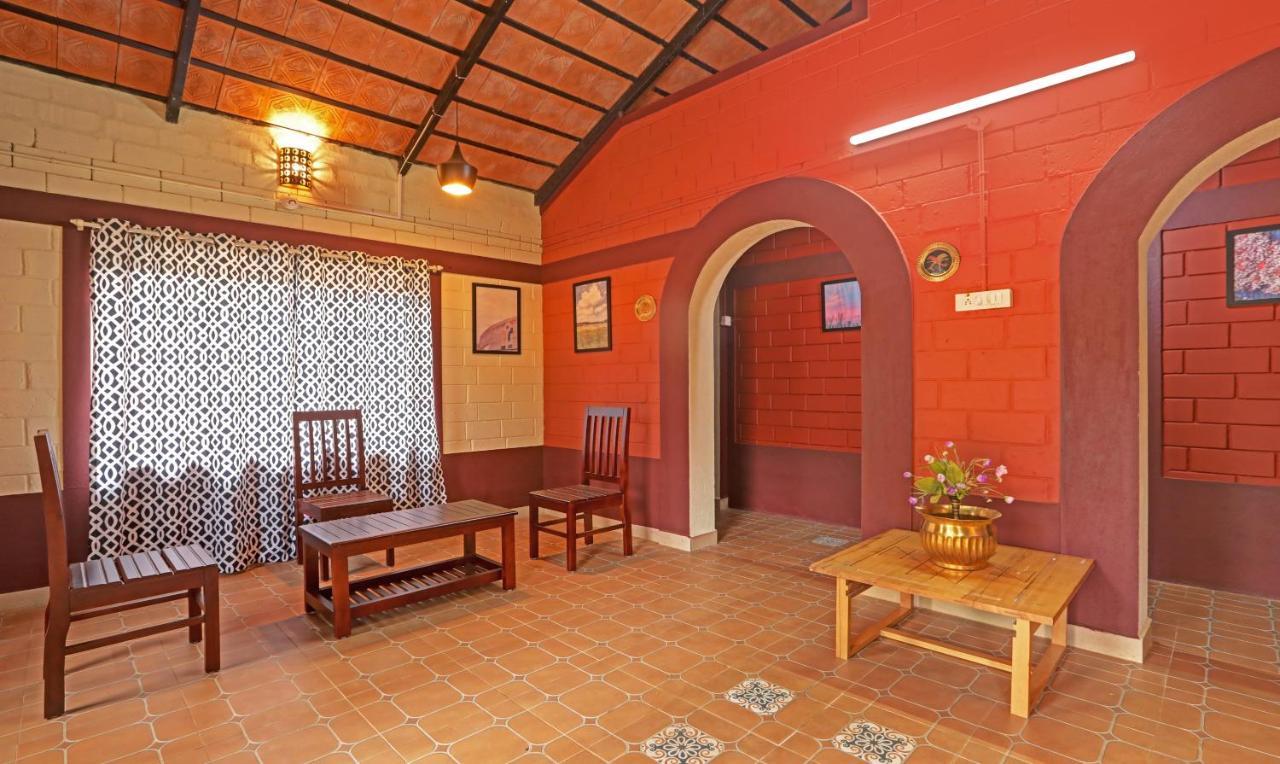 Hotel Allaranda Homestay Madikeri Exterior foto