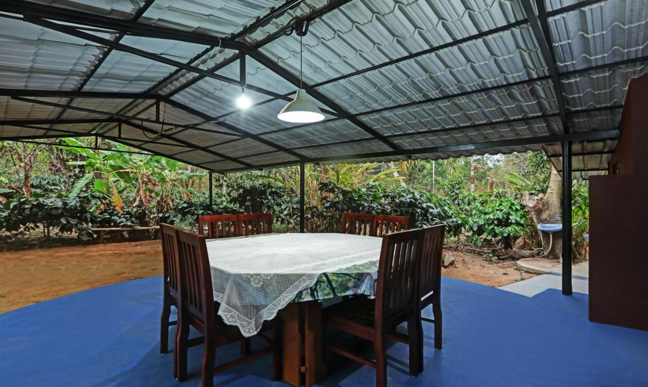 Hotel Allaranda Homestay Madikeri Exterior foto